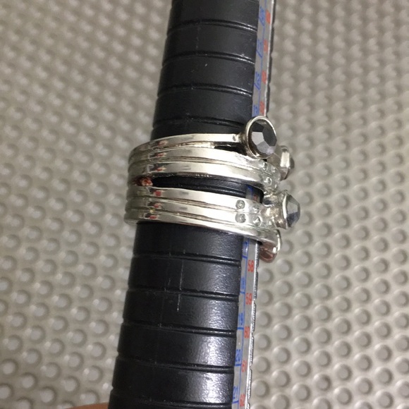 🖤Kenneth Cole ring - Picture 16 of 17